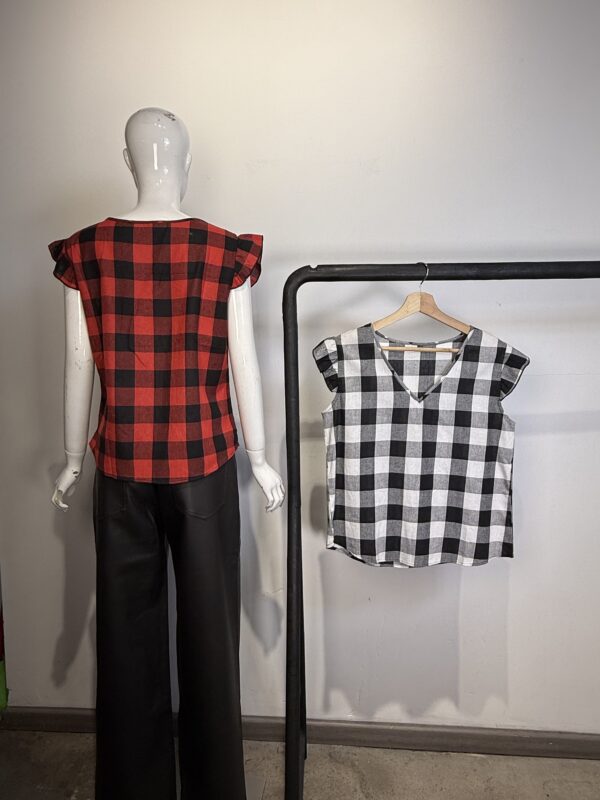 Blusa Cuadros Vichy con Escote V y Mangas con Volantes