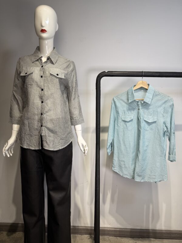 Camisa Rayas Finas con Bolsillos y Manga 3/4